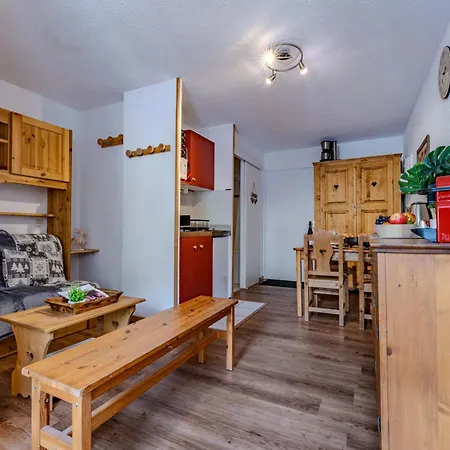 Appartement Balcony Ski-in Ski-out With View In Centre Of *
